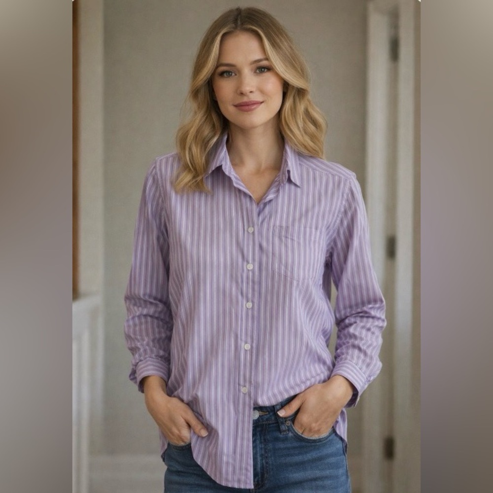 L.L. Bean‎ women’s Purple Casual Button Down Shirt Small